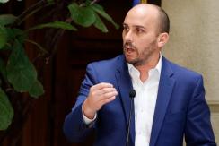 Longton: “La ministra Tohá se salió de sus casillas al tratar de mentirosos a los parlamentarios" Longton: “La ministra Tohá se salió de sus casillas al tratar de mentirosos a los parlamentarios"