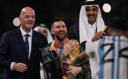 La primera entrevista de Messi tras salir campeón: "Sabía que Dios me iba a regalar un Mundial" La primera entrevista de Messi tras salir campeón: "Sabía que Dios me iba a regalar un Mundial"