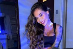 Vale Roth mostró con esta foto cómo luce con cinco meses de embarazo y confirmó nombre de su bebé Vale Roth mostró con esta foto cómo luce con cinco meses de embarazo y confirmó nombre de su bebé