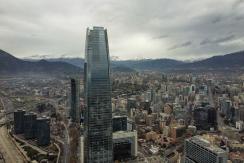 Chile es el único país de la región cuya economía se contraerá este año, según el FMI Chile es el único país de la región cuya economía se contraerá este año, según el FMI