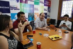 Democracia Cristiana, PPD y Partido Radical se reúnen para acordar lista al Consejo Constitucional Democracia Cristiana, PPD y Partido Radical se reúnen para acordar lista al Consejo Constitucional