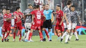"Entero de malo": La razón de las expulsiones de Palacios y Rubio en el Colo Colo-Ñublense "Entero de malo": La razón de las expulsiones de Palacios y Rubio en el Colo Colo-Ñublense
