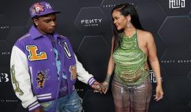 Rihanna se luce junto a su hijo y A$AP Rocky en nueva portada de revista Vogue Rihanna se luce junto a su hijo y A$AP Rocky en nueva portada de revista Vogue