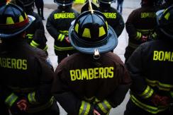 Bombero muere durante rescate de turistas en cerro de San Pedro de Atacama Bombero muere durante rescate de turistas en cerro de San Pedro de Atacama