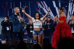 De su amigo-jefe Jimmy a la PSU que nunca dio: Mira la rutina completa de Pamela Leiva en Viña 2023 De su amigo-jefe Jimmy a la PSU que nunca dio: Mira la rutina completa de Pamela Leiva en Viña 2023