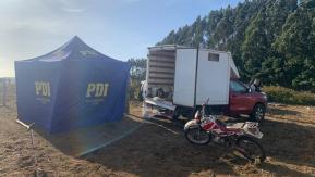 Investigan triple homicidio en Teodoro Schmidt: Un carabinero resultó lesionado junto a dos personas