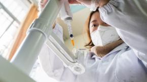 Probable fuga en laboratorio chino: La nueva conclusión de agencia de EEUU sobre origen del COVID-19 Probable fuga en laboratorio chino: La nueva conclusión de agencia de EEUU sobre origen del COVID-19