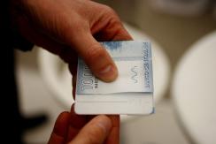 Comenzó pago de febrero del Bono Canasta Básica: Consulta con tu RUT si te corresponde Comenzó pago de febrero del Bono Canasta Básica: Consulta con tu RUT si te corresponde
