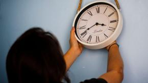 Cambio de hora: ¿Se adelantan o atrasan los relojes?