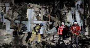 Rusia ataca con misiles un edificio residencial en Zaporiyia Rusia ataca con misiles un edificio residencial en Zaporiyia