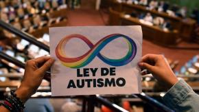 Promulgan Ley TEA: ¿En qué consiste y qué obligaciones deberá impulsar el Mineduc? Promulgan Ley TEA: ¿En qué consiste y qué obligaciones deberá impulsar el Mineduc?