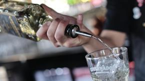 Pisco chileno es destacado entre los licores mejor valorados del mundo y supera al peruano Pisco chileno es destacado entre los licores mejor valorados del mundo y supera al peruano