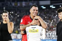 Con Pailita en cancha y cracks de la Roja: Las imágenes que dejó la despedida de Paredes Con Pailita en cancha y cracks de la Roja: Las imágenes que dejó la despedida de Paredes