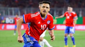 "El poder del bigote": En Francia alucinan con nivel de Alexis en la victoria de Chile sobre Paraguay "El poder del bigote": En Francia alucinan con nivel de Alexis en la victoria de Chile sobre Paraguay