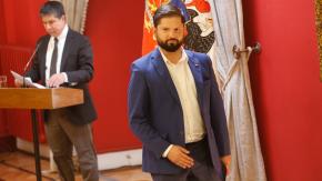 Presidente Boric tras cambio de gabinete: "Los llamo a privilegiar los resultados por sobre la ideología" Presidente Boric tras cambio de gabinete: "Los llamo a privilegiar los resultados por sobre la ideología"