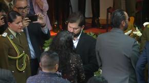 Presidente Gabriel Boric asiste a funeral de carabinera Rita Olivares: fue recibido entre pifias Presidente Gabriel Boric asiste a funeral de carabinera Rita Olivares: fue recibido entre pifias