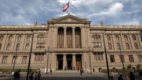 Corte Suprema y opción de otorgar más plazo a las Isapres: "Tendrán que fundamentarlo y pedirlo como corresponde" Corte Suprema y opción de otorgar más plazo a las Isapres: "Tendrán que fundamentarlo y pedirlo como corresponde"