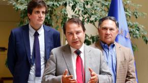 Bancada RN “no comparte” dichos de Cordero pero espera conocer “el contexto” de sus dichos contra Campillai Bancada RN “no comparte” dichos de Cordero pero espera conocer “el contexto” de sus dichos contra Campillai