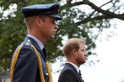 Harry revela que William pactó extrajudicialmente para zanjar demandas por escuchas ilegales Harry revela que William pactó extrajudicialmente para zanjar demandas por escuchas ilegales