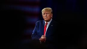 Donald Trump llega a Nueva York para comparecer ante la justicia penal Donald Trump llega a Nueva York para comparecer ante la justicia penal