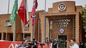 La amenaza de los representantes en el fútbol chileno y el cambio en los estatutos que no votó la ANFP La amenaza de los representantes en el fútbol chileno y el cambio en los estatutos que no votó la ANFP