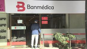 Padre acusa que isapre negó bono a su hija por "uso excesivo": ¿Hay límites de atenciones? 