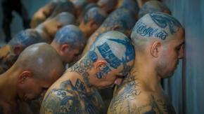 Qué consecuencias tiene en América Latina la llegada de pandilleros que huyen de El Salvador por la guerra de Bukele contra las maras Qué consecuencias tiene en América Latina la llegada de pandilleros que huyen de El Salvador por la guerra de Bukele contra las maras