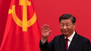 Las dos caras de la nueva estrategia de China para ocupar un lugar central en el mundo (y el difícil equilibrio para mantenerlas) Las dos caras de la nueva estrategia de China para ocupar un lugar central en el mundo (y el difícil equilibrio para mantenerlas)