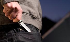 Argentina: Asaltante fingió tener un arma y murió apuñalado por dueño de almacén donde iba a robar Argentina: Asaltante fingió tener un arma y murió apuñalado por dueño de almacén donde iba a robar
