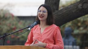 Hassler pide renuncia a dos funcionarios municipales tras objeción de Contraloría a compra de ex clínica Sierra Bella Hassler pide renuncia a dos funcionarios municipales tras objeción de Contraloría a compra de ex clínica Sierra Bella