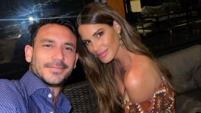 Pinilla a Carla Pardo por críticas a relación con Gala: "Mejor dejar el tema a los haters y no a la esposa del capitán" Pinilla a Carla Pardo por críticas a relación con Gala: "Mejor dejar el tema a los haters y no a la esposa del capitán"