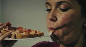 Este es el comercial de pizza más friki que jamás hayas visto, obra de la inteligencia artificial Este es el comercial de pizza más friki que jamás hayas visto, obra de la inteligencia artificial
