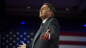 Policía brasileña allanó casa de Bolsonaro en investigación por falsos certificados de vacunación contra el COVID Policía brasileña allanó casa de Bolsonaro en investigación por falsos certificados de vacunación contra el COVID