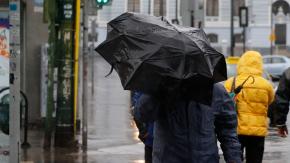 Hasta 60 km/h: Meteorología emite aviso por vientos para varias regiones del país Hasta 60 km/h: Meteorología emite aviso por vientos para varias regiones del país