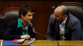 Seguridad: Los preparativos de Tohá y el diputado Longton para la interpelación de este martes a la ministra Seguridad: Los preparativos de Tohá y el diputado Longton para la interpelación de este martes a la ministra