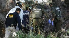 Fue encontrado por trabajador: Investigan hallazgo de cuerpo en canal de regadío en Puente Alto Fue encontrado por trabajador: Investigan hallazgo de cuerpo en canal de regadío en Puente Alto