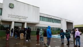 Carabineros reportó cuatro detenidos y más de 90 mil personas excusadas a nivel nacional por elecciones Carabineros reportó cuatro detenidos y más de 90 mil personas excusadas a nivel nacional por elecciones
