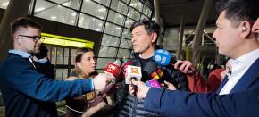 Parisi vuelve a EE.UU y acusa "ilegitimidad" en proceso constituyente Parisi vuelve a EE.UU y acusa "ilegitimidad" en proceso constituyente