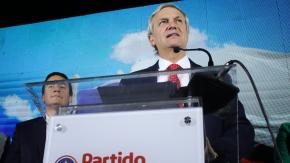 Estudio UDD: Kast arrasó en el voto evangélico, las zonas más castigadas por la violencia y la migración irregular, y la izquierda tuvo menos apoyo en comunas pobres