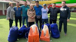 "Corran por sus sueños": Matías Olguín concreta ayuda a colegio tras hacer historia en Maratón de Santiago con la Triple Largada "Corran por sus sueños": Matías Olguín concreta ayuda a colegio tras hacer historia en Maratón de Santiago con la Triple Largada
