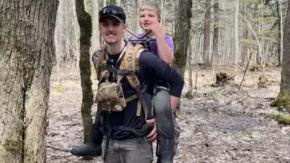 El niño de 8 años que sobrevivió perdido en un bosque de EE.UU. comiendo nieve El niño de 8 años que sobrevivió perdido en un bosque de EE.UU. comiendo nieve