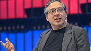 El profesor que fue llamado "loco y alarmista" por sus advertencias sobre la inteligencia artificial y que ha acertado en sus predicciones El profesor que fue llamado "loco y alarmista" por sus advertencias sobre la inteligencia artificial y que ha acertado en sus predicciones