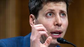 Expertos advierten que la inteligencia artificial puede llevar a la extinción de la humanidad (y qué dicen quienes lo ponen en duda) Expertos advierten que la inteligencia artificial puede llevar a la extinción de la humanidad (y qué dicen quienes lo ponen en duda)