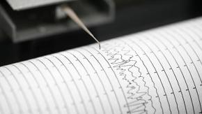 Sismo de magnitud 7,1 sacude el océano Pacífico al este de Nueva Caledonia Sismo de magnitud 7,1 sacude el océano Pacífico al este de Nueva Caledonia