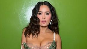 Salma Hayek se quitó la ropa e impactó con su figura al posar semidesnuda en su propio sauna Salma Hayek se quitó la ropa e impactó con su figura al posar semidesnuda en su propio sauna