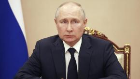 Putin ofrece a los combatientes de Wagner unirse al ejército o irse a Bielorrusia Putin ofrece a los combatientes de Wagner unirse al ejército o irse a Bielorrusia
