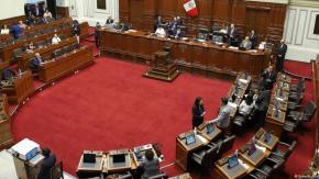 Rosa Gutiérrez renuncia tras presentarse al Congreso de Perú Rosa Gutiérrez renuncia tras presentarse al Congreso de Perú