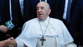 El papa regresó al Vaticano después de haber sido operado El papa regresó al Vaticano después de haber sido operado
