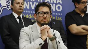 Funcionarios de Redes Asistenciales cuestionan gestión de Fernando Araos y llaman a "terminar con los amiguismos y padrinazos" en el Minsal Funcionarios de Redes Asistenciales cuestionan gestión de Fernando Araos y llaman a "terminar con los amiguismos y padrinazos" en el Minsal