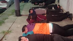 56 hinchas de Colo-Colo fueron detenidos por enfrentamientos tras derrota ante Boca Juniors 56 hinchas de Colo-Colo fueron detenidos por enfrentamientos tras derrota ante Boca Juniors
